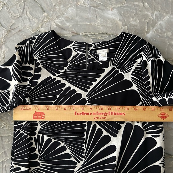J.Crew Black and White Jules Fanfare Tunic Dress EUC Size 2 - Picture 3 of 8